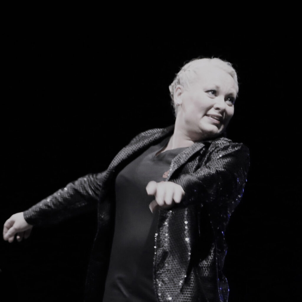 Photo de Sonia kent, Sonia donne les cours de Claquettes